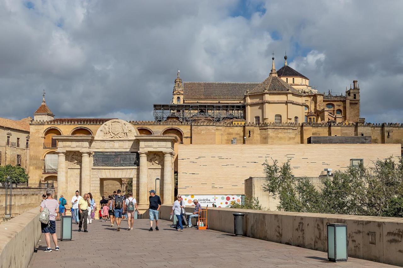 Bhost - La Catedral * Cordoba